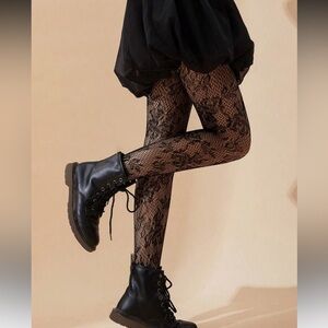 Romance In Florence Lace Full Length Tights NEW 🏷️